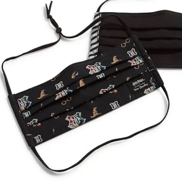 Harry Potter face mask by Vera Bradley new in box - Picture 4 of 8